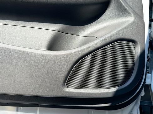 New 2026 Mitsubishi Eclipse Cross LE image 18