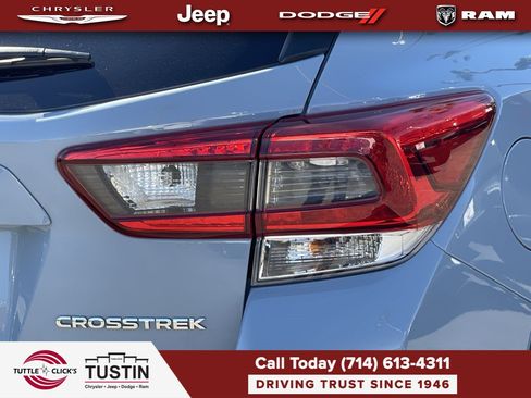 Used 2020 Subaru Crosstrek 2.0i Premium w/ Moonroof Package 1 AWD/4WD image 9
