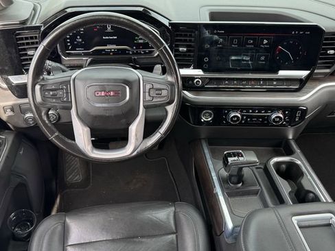 Used 2022 GMC Sierra 1500 SLT w/ SLT Convenience Package RWD image 10