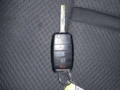 Used 2018 Kia Optima LX FWD image 32