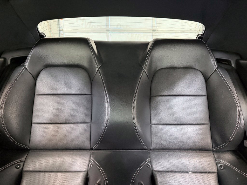 Used 2022 Ford Mustang Premium RWD image 18