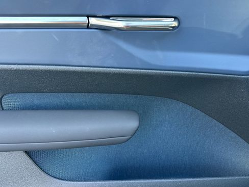 New 2026 Volvo EX30 Plus w/ Climate Package image 9