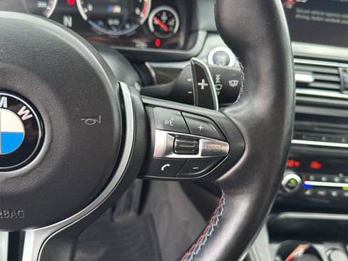 Used 2016 BMW M5 image 20