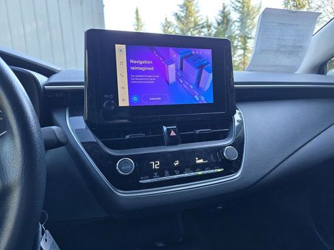 Used 2024 Toyota Corolla LE image 5