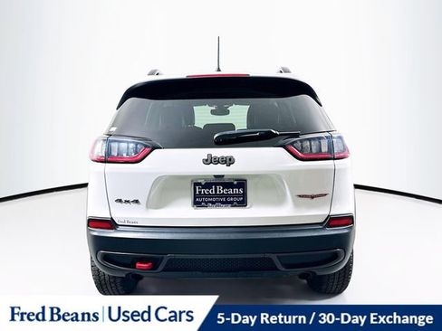 Used 2022 Jeep Cherokee Trailhawk w/ Premium Leather Package AWD/4WD image 6