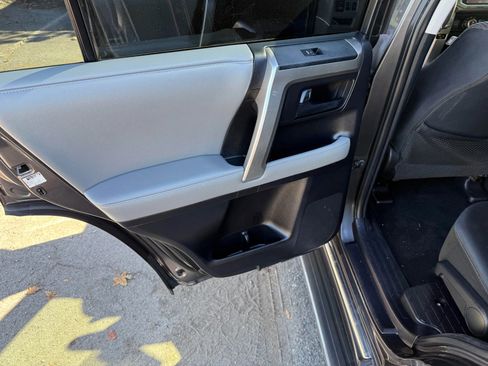 Used 2012 Toyota 4Runner SR5 AWD/4WD image 25