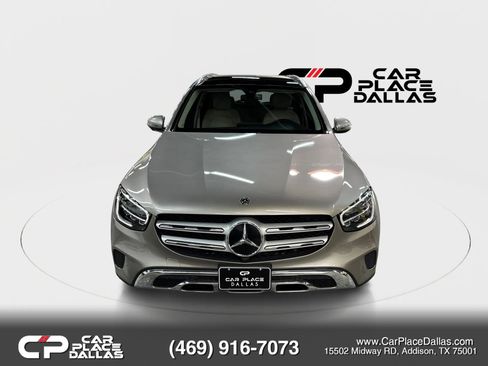 Used 2021 Mercedes-Benz GLC 300 w/ Premium Package image 4