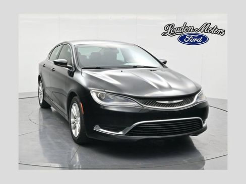 Used 2015 Chrysler 200 Limited FWD image 1