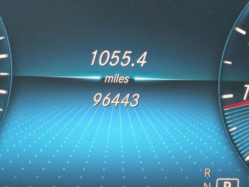 Used 2021 Mercedes-Benz C 300 Sedan image 11