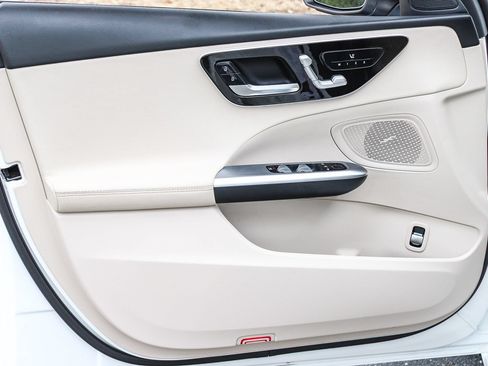 Certified 2022 Mercedes-Benz C 300 Sedan image 22
