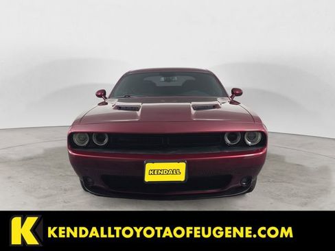 Used 2022 Dodge Challenger SXT w/ Blacktop Package image 8