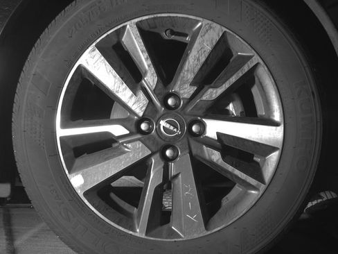 Used 2025 Nissan Versa SV image 13