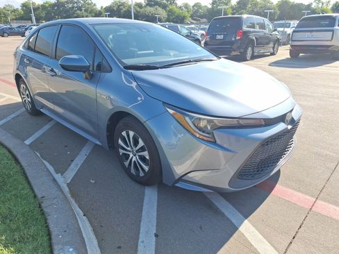 Used 2021 Toyota Corolla LE image 8