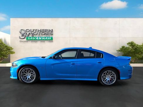 Used 2023 Dodge Charger R/T w/ Harman/Kardon Audio Group RWD image 2