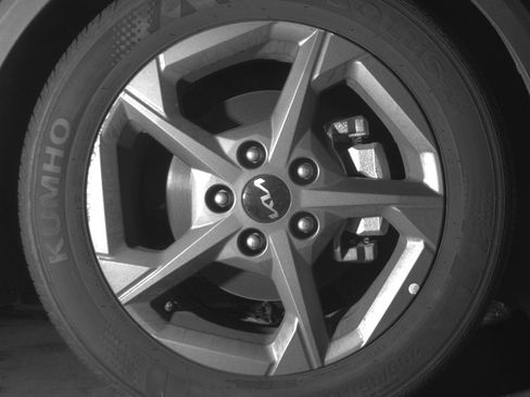 Used 2025 Kia K4 LXS image 13