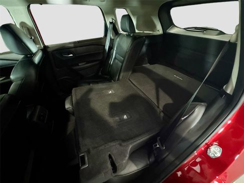 Used 2023 Nissan Rogue SV w/ SV Premium B Package FWD image 18