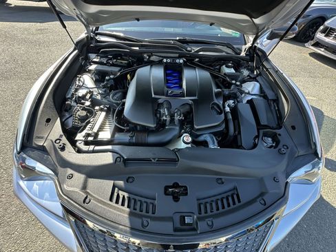 Used 2017 Lexus RC F w/ Premium Package RWD image 21