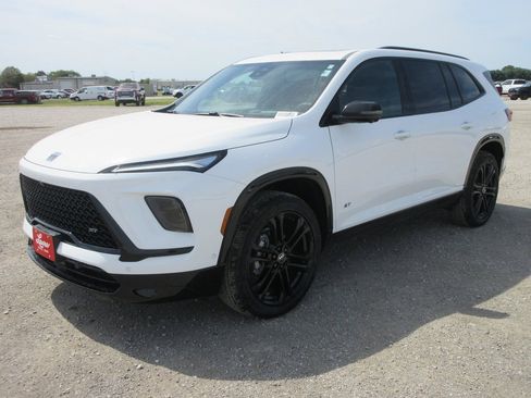 New 2026 Buick Enclave Sport Touring w/ Super Cruise Package image 10