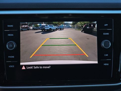 Used 2022 Volkswagen Atlas SE image 26