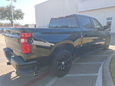 Used 2020 Chevrolet Silverado 1500 Custom w/ Custom Value Package image 6