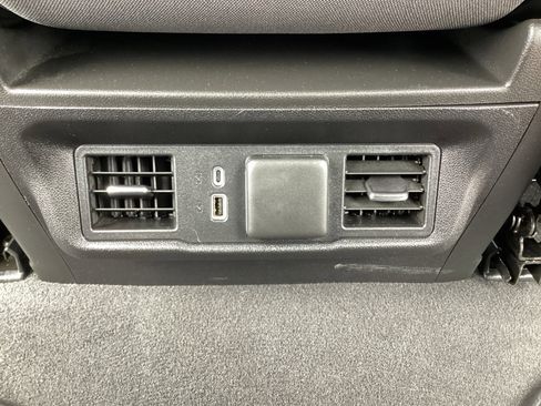Used 2024 Chevrolet Silverado 1500 LT AWD/4WD image 29