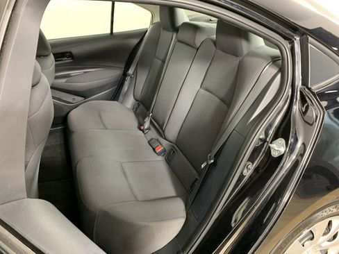 Used 2024 Toyota Corolla LE image 28