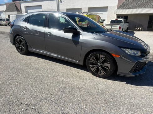 Used 2018 Honda Civic EX-L image 2