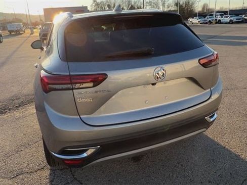 Used 2023 Buick Envision Essence image 38