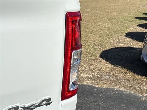 Used 2023 RAM 1500 Big Horn image 15