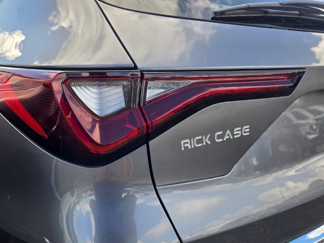 Used 2025 Acura MDX w/ Technology Package FWD image 8