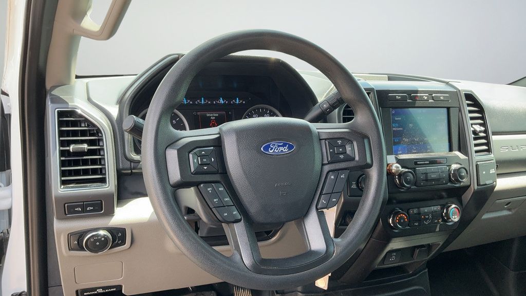 Used 2022 Ford F250 XLT AWD/4WD image 7