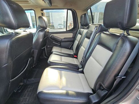 Used 2008 Ford Explorer Sport Trac Limited image 11