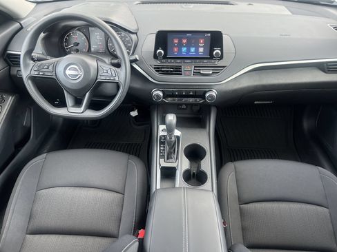 Used 2023 Nissan Altima 2.5 S FWD image 2