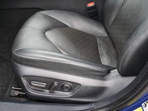 Used 2024 Toyota Camry XSE FWD image 11