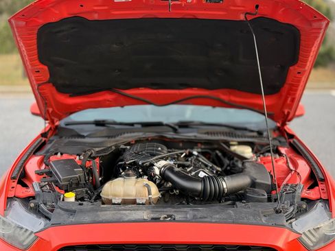 Used 2016 Ford Mustang Convertible image 37