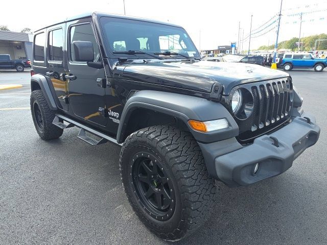 Used 2018 Jeep Wrangler Unlimited Sport S AWD/4WD image 4