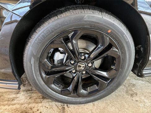 Used 2025 Honda Accord SE image 19