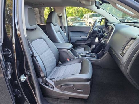 Used 2015 Chevrolet Colorado Z71 AWD/4WD image 19