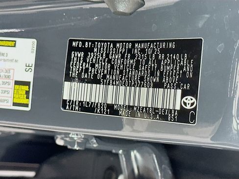 Used 2026 Toyota Corolla LE FWD image 31