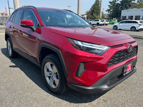 Certified 2023 Toyota RAV4 XLE w/ XLE Grade Weather Package AWD/4WD image 3