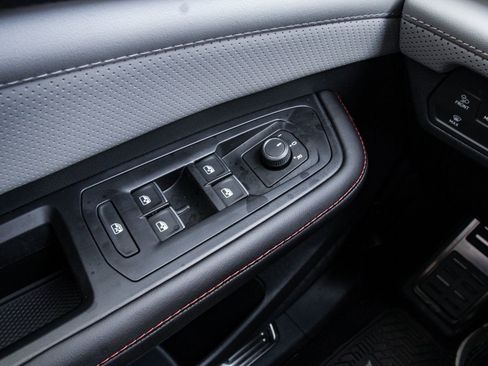 New 2026 Volkswagen Atlas Peak Edition AWD/4WD image 13
