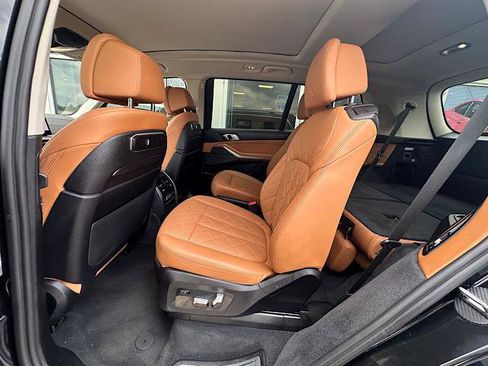 Certified 2023 BMW X7 xDrive40i w/ Premium Package AWD/4WD image 19