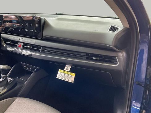 Used 2025 Kia K4 EX FWD image 16