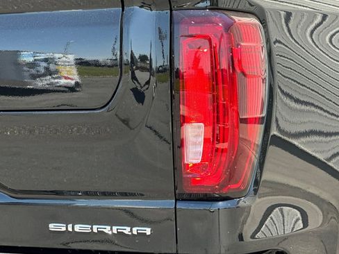 New 2025 GMC Sierra 1500 Denali w/ Denali Reserve Package image 7