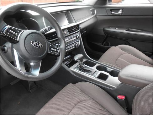 Used 2020 Kia Optima LX image 7
