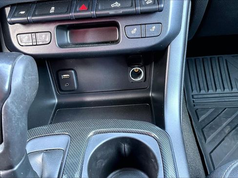 Used 2018 Chevrolet Colorado Z71 image 21