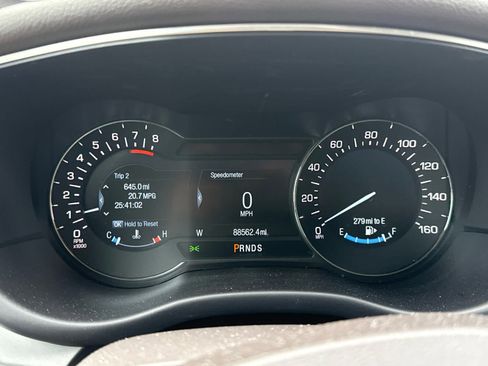 Used 2017 Lincoln MKC Select w/ Select Plus Package image 21