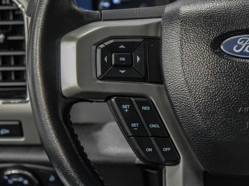 Used 2021 Ford F250 Lariat w/ Lariat Value Package AWD/4WD image 17