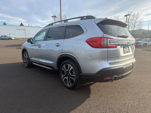 Certified 2023 Subaru Ascent Limited w/ Technology Package image 5