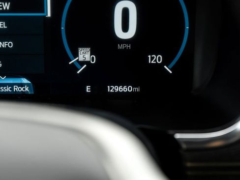 Used 2021 Ford F150 Platinum w/ Equipment Group 701A High AWD/4WD image 18